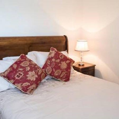Apartamento The Post House Kinsale Exterior foto