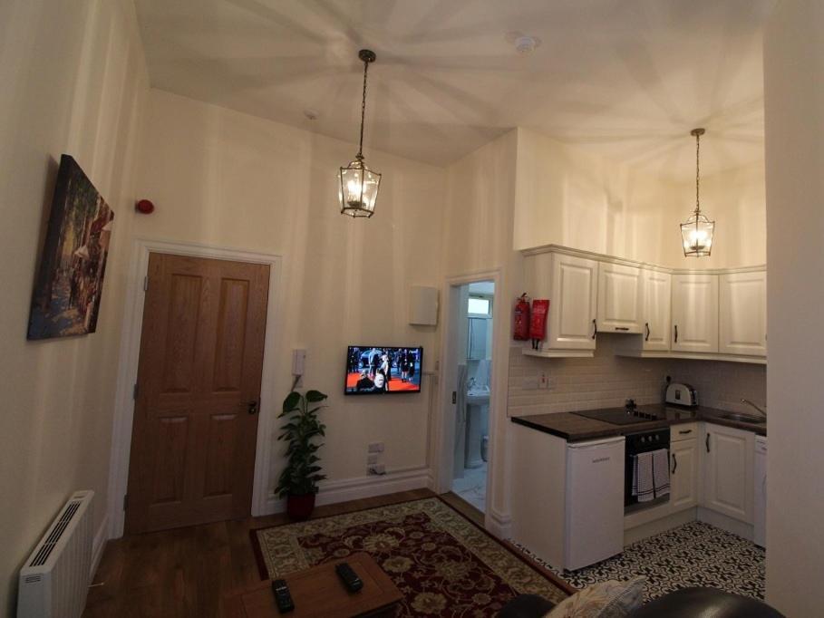 Apartamento The Post House Kinsale Exterior foto