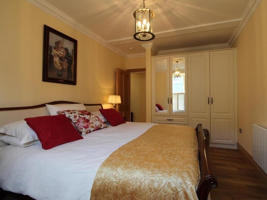 Apartamento The Post House Kinsale Exterior foto