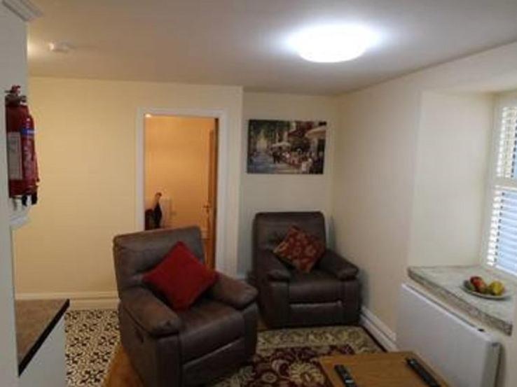 Apartamento The Post House Kinsale Exterior foto