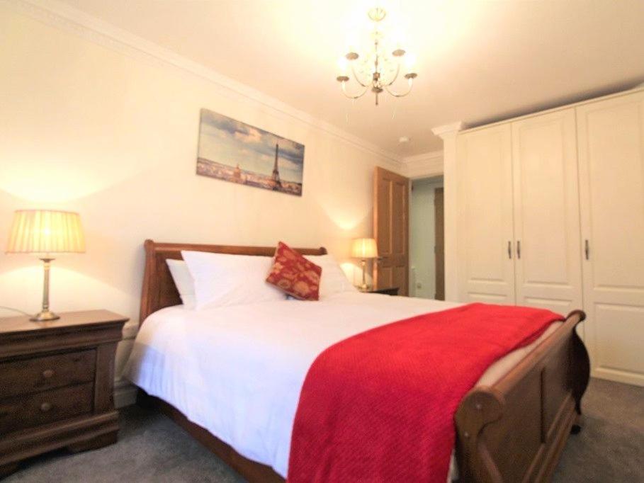 Apartamento The Post House Kinsale Exterior foto
