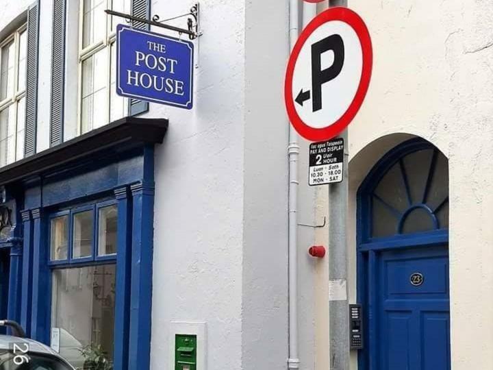 Apartamento The Post House Kinsale Exterior foto